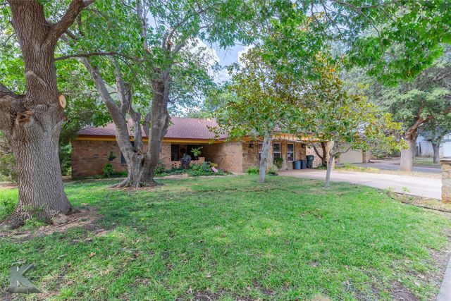 4624 Oak Knoll Street, Abilene, TX 79606