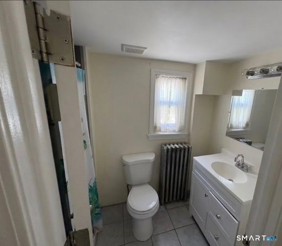 20 Erin Street 2, Middletown, CT 06457