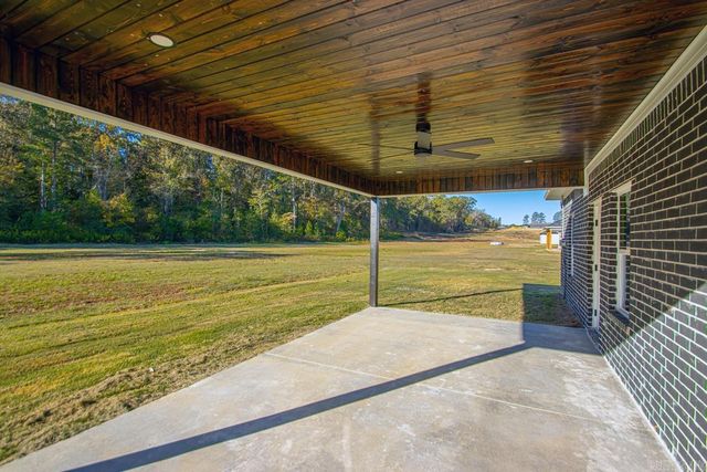 1112 Duke Drive, Bauxite, AR 72011
