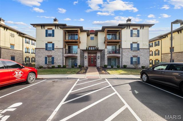 223 Bordeaux Way 223, St Peters, MO 63376