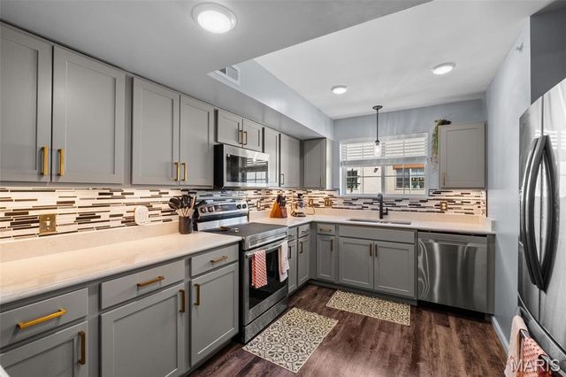 223 Bordeaux Way 223, St Peters, MO 63376