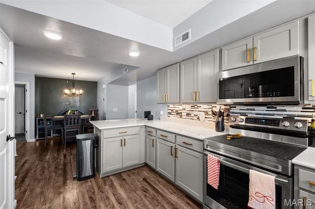 223 Bordeaux Way 223, St Peters, MO 63376