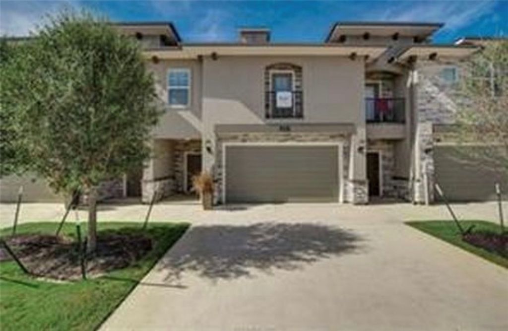 3435 Papa Bear Drive, College Station, TX 77845