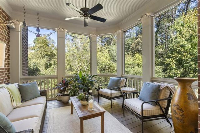 390 Ivy Knoll NE, Atlanta, GA 30342