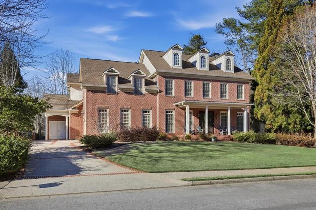 390 Ivy Knoll NE, Atlanta, GA 30342