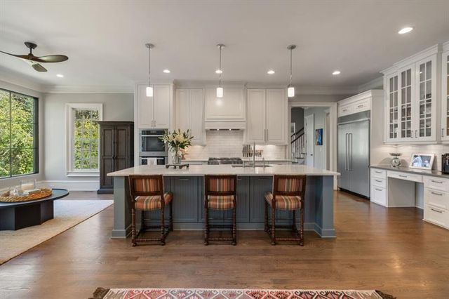 390 Ivy Knoll NE, Atlanta, GA 30342