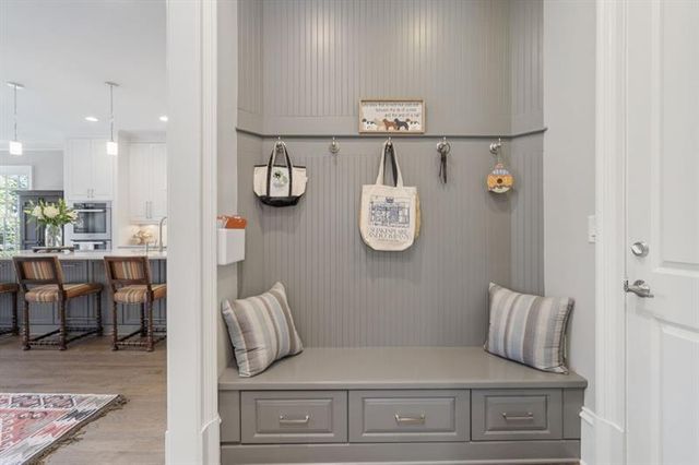 390 Ivy Knoll NE, Atlanta, GA 30342