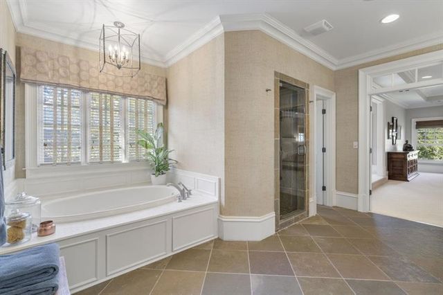 390 Ivy Knoll NE, Atlanta, GA 30342