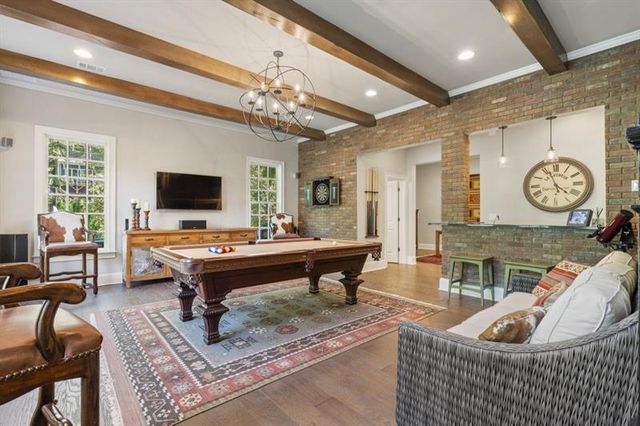 390 Ivy Knoll NE, Atlanta, GA 30342