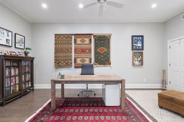 390 Ivy Knoll NE, Atlanta, GA 30342