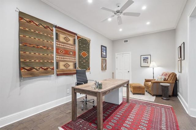 390 Ivy Knoll NE, Atlanta, GA 30342