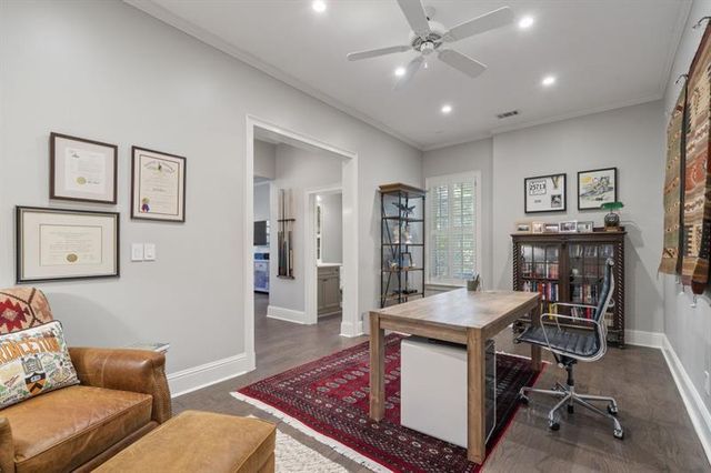 390 Ivy Knoll NE, Atlanta, GA 30342