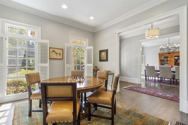 390 Ivy Knoll NE, Atlanta, GA 30342