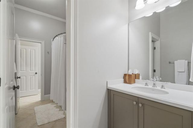 390 Ivy Knoll NE, Atlanta, GA 30342