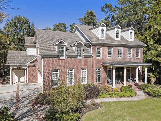 390 Ivy Knoll NE, Atlanta, GA 30342