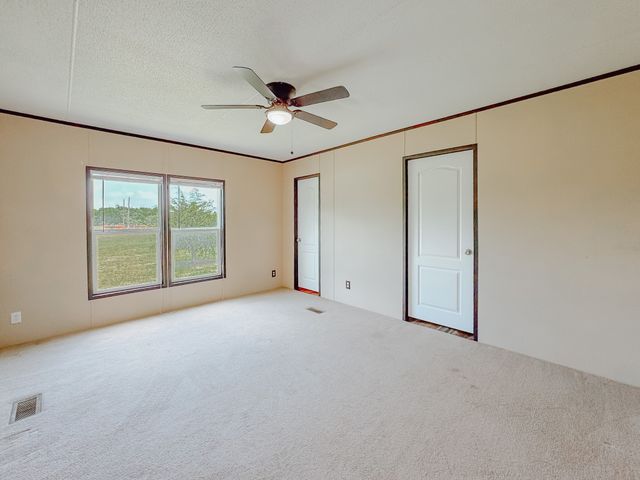 2116 SW County Road 0025, Corsicana, TX 75110