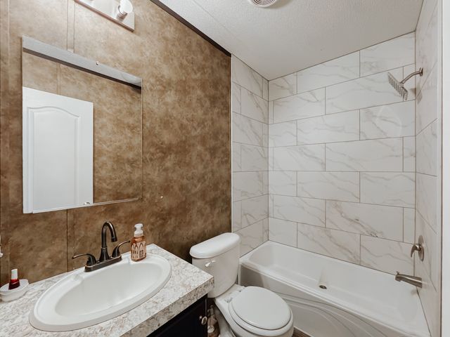 2116 SW County Road 0025, Corsicana, TX 75110
