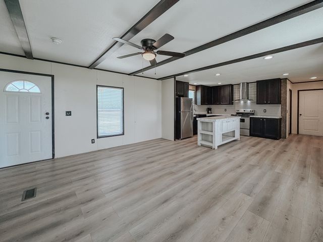 2116 SW County Road 0025, Corsicana, TX 75110