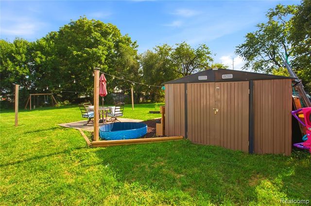 2308 Rheamount Avenue, Lansing, MI 48906