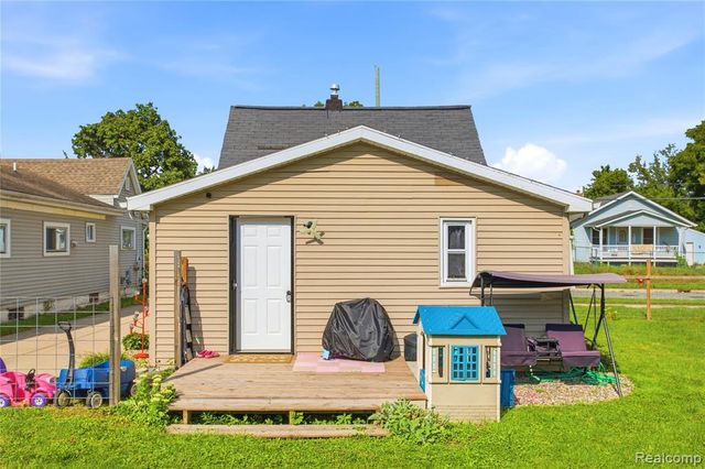 2308 Rheamount Avenue, Lansing, MI 48906