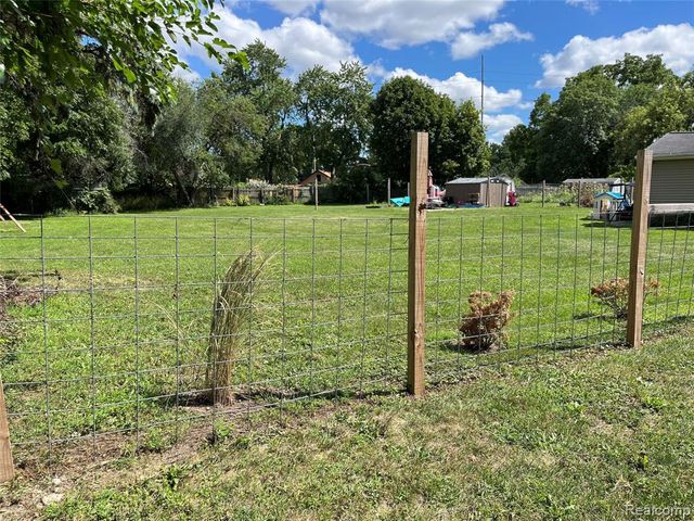 2308 Rheamount Avenue, Lansing, MI 48906