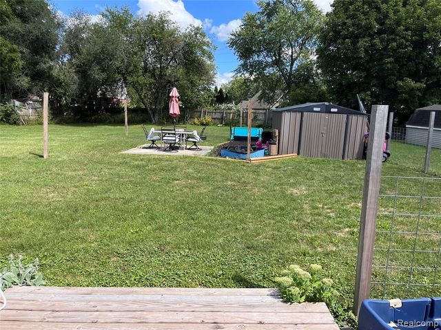 2308 Rheamount Avenue, Lansing, MI 48906