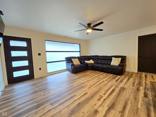 31 Brooklyn Court, Mooresville, IN 46158