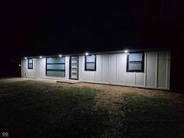 31 Brooklyn Court, Mooresville, IN 46158