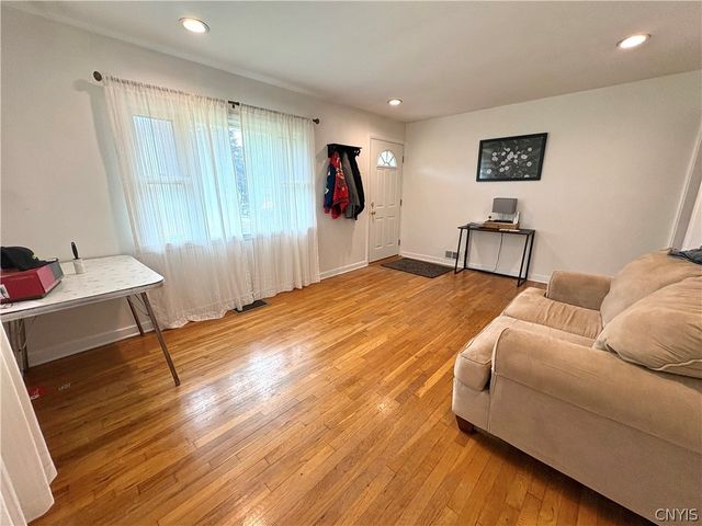 204 Ardmore Road, Geddes, NY 13219