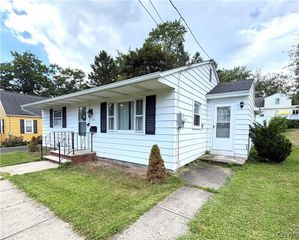 204 Ardmore Road, Geddes, NY 13219
