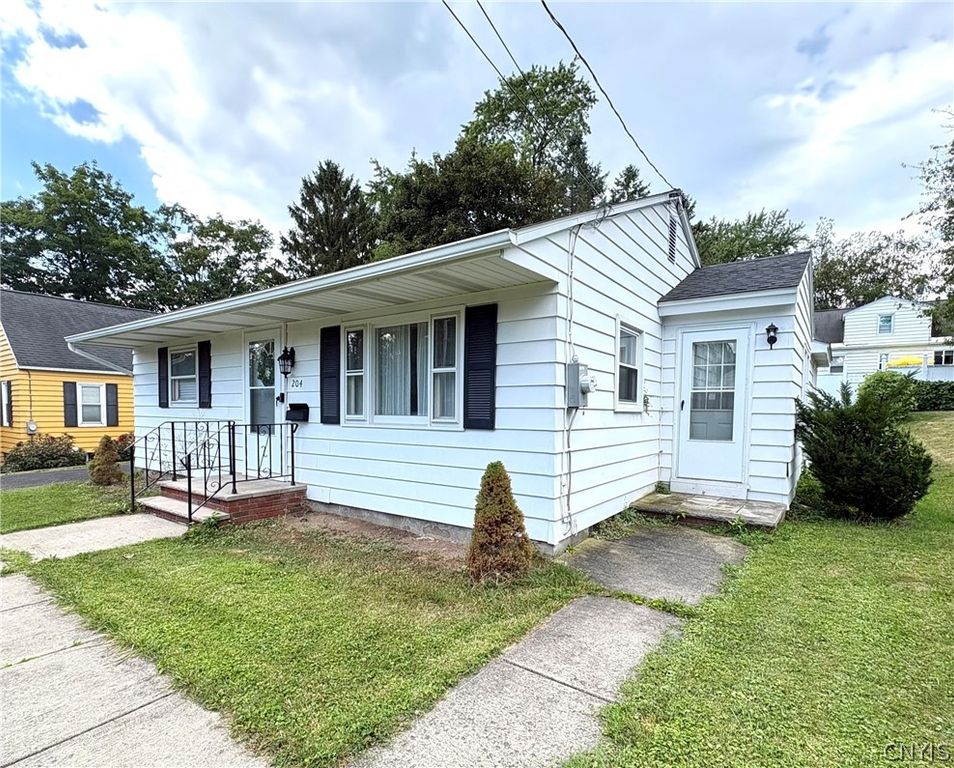 204 Ardmore Road, Geddes, NY 13219