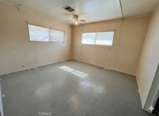 1895 W Devonshire Ave Space 42 42, Hemet, CA 92545