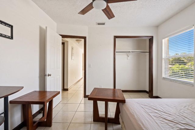 1803 E BOUGAINVILLEA AVENUE, Tampa, FL 33612