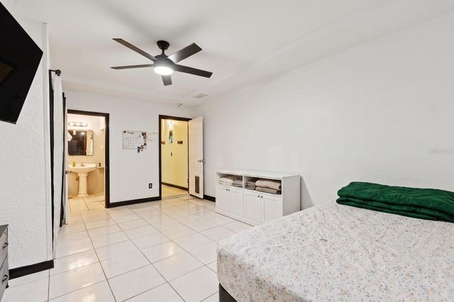 1803 E BOUGAINVILLEA AVENUE, Tampa, FL 33612