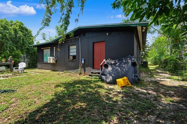 1803 E BOUGAINVILLEA AVENUE, Tampa, FL 33612