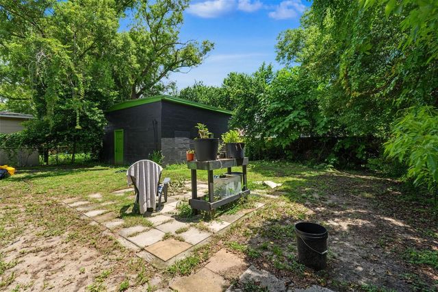 1803 E BOUGAINVILLEA AVENUE, Tampa, FL 33612