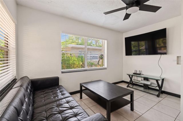 1803 E BOUGAINVILLEA AVENUE, Tampa, FL 33612