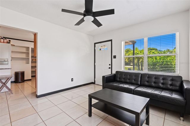 1803 E BOUGAINVILLEA AVENUE, Tampa, FL 33612