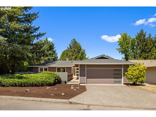 2721 Sw PLUM Ct, Portland, OR 97219