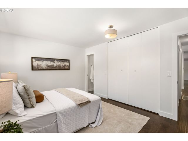 2721 Sw PLUM Ct, Portland, OR 97219