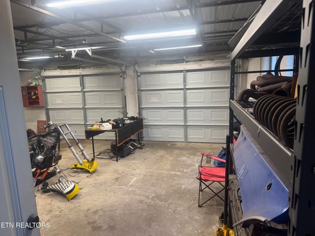 3502 NE Andrew Place, Knoxville, TN 37917