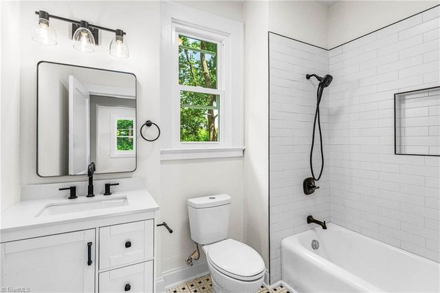 803 Madison Avenue, Winston-salem, NC 27103