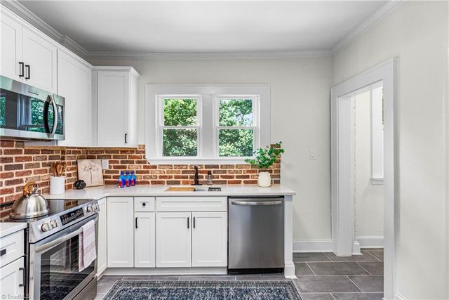 803 Madison Avenue, Winston-salem, NC 27103