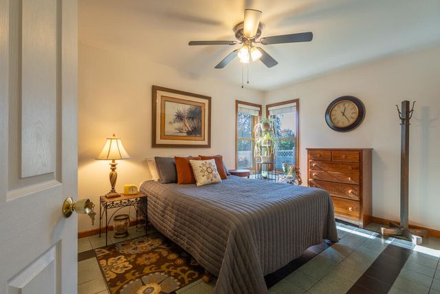 257 Pineview Lane, Valparaiso, IN 46383