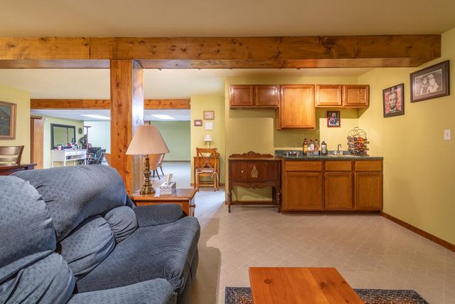 257 Pineview Lane, Valparaiso, IN 46383