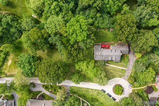 7 Robin Hill, Ladue, MO 63124