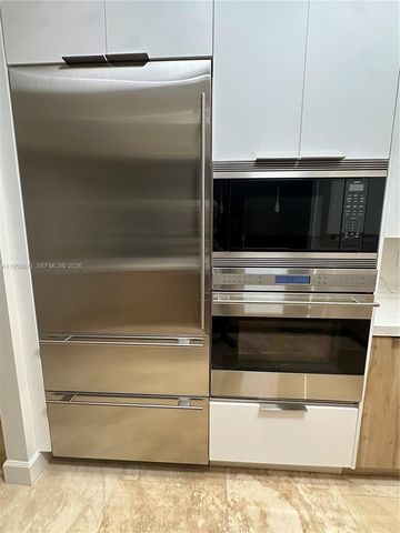 7560 SW 56th Ct, Miami, FL 33143