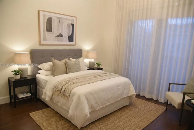 7560 SW 56th Ct, Miami, FL 33143