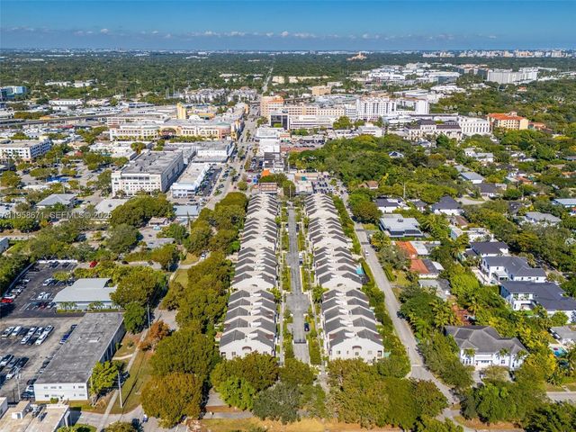 7560 SW 56th Ct, Miami, FL 33143