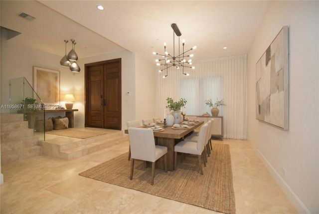 7560 SW 56th Ct, Miami, FL 33143